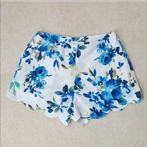Love Tree Pants - Love tree floral scallop shorts medium blue white